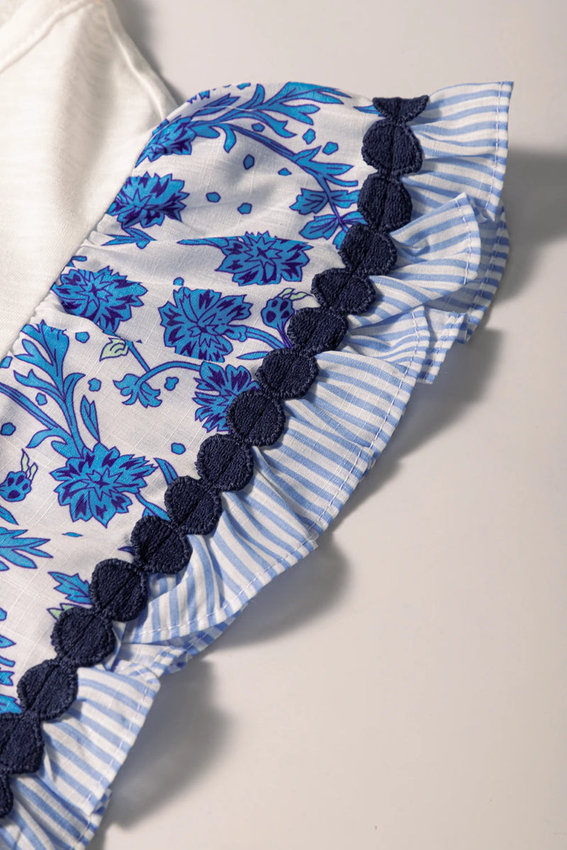 Load image into Gallery viewer, DLLS463 - Ladies Blue Ric-Rac Trim Printed Flutter Sleeve Contrast Patchwork Blouse

