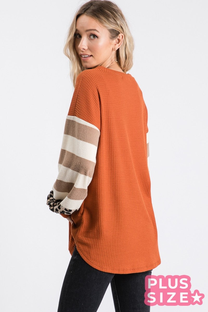 Load image into Gallery viewer, BIBI11- Ladies Thermal Waffle V Neck Top With Stripe Puff
