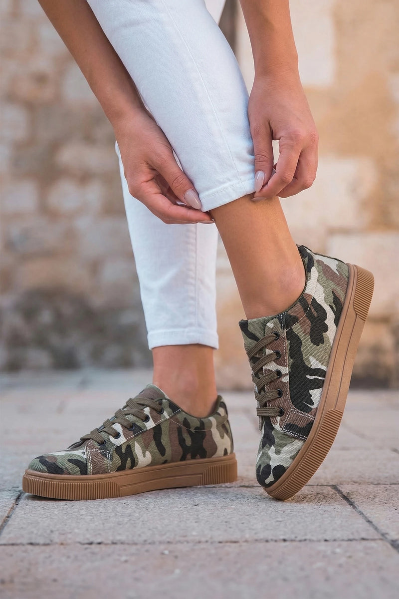 Load image into Gallery viewer, DLLSHOE 55 - Four Leaf Clover Camouflage Print Lace-Up Flat Shoes
