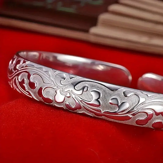 TMBC35 - Floral Pattern Open Bracelet