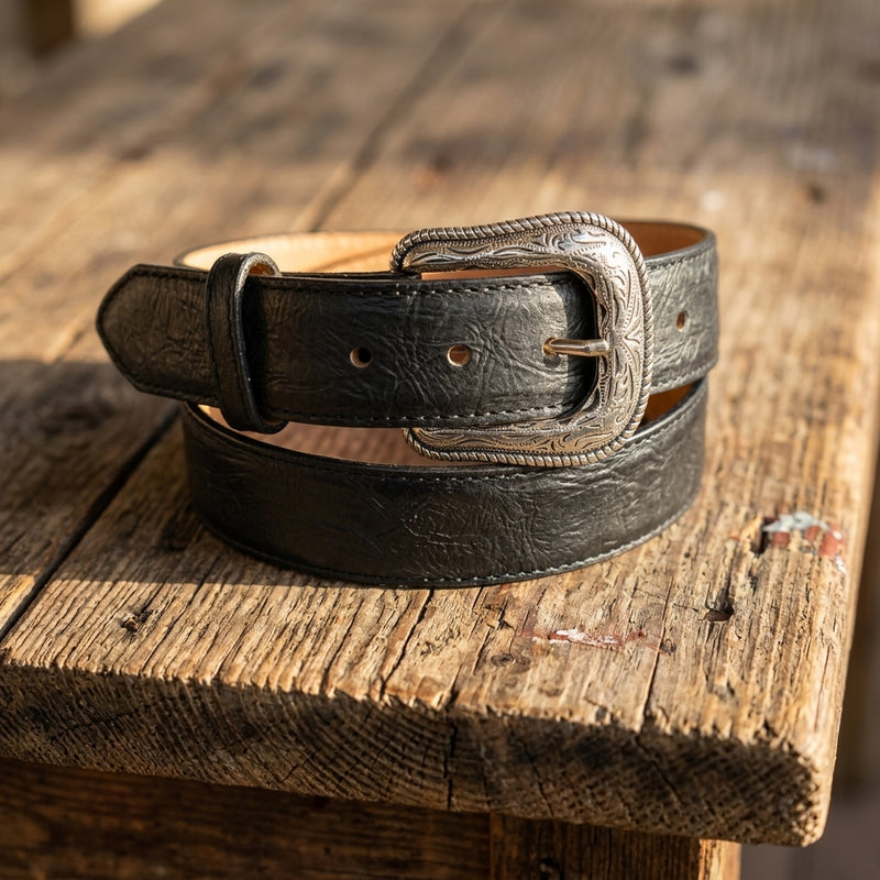 Load image into Gallery viewer, B03 - RockinLeather Cowhide Bull Black
