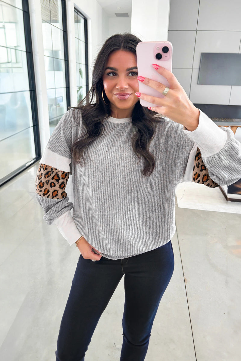 Load image into Gallery viewer, DLLS392 - Ladies Gray Leopard Print Colorblock Patchwork Ribbed Knit Top
