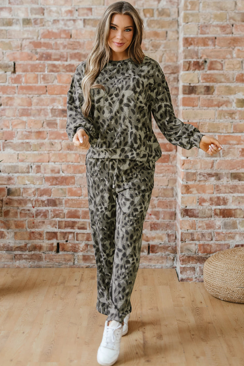 Load image into Gallery viewer, DLLS1018 - Ladies Gray Leopard Print Seam Patchwork Pullover Drawstring Loose Pant Set
