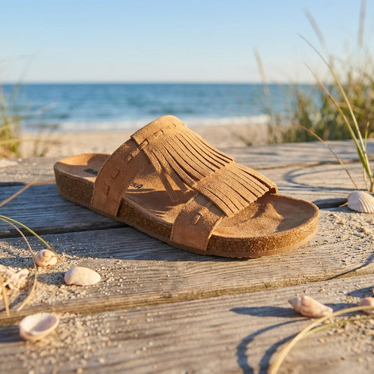 74002 TPE - Minnetonka Daisy Taupe