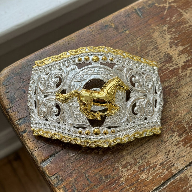 Load image into Gallery viewer, AWW9 - Horse Two Toned Buckle
