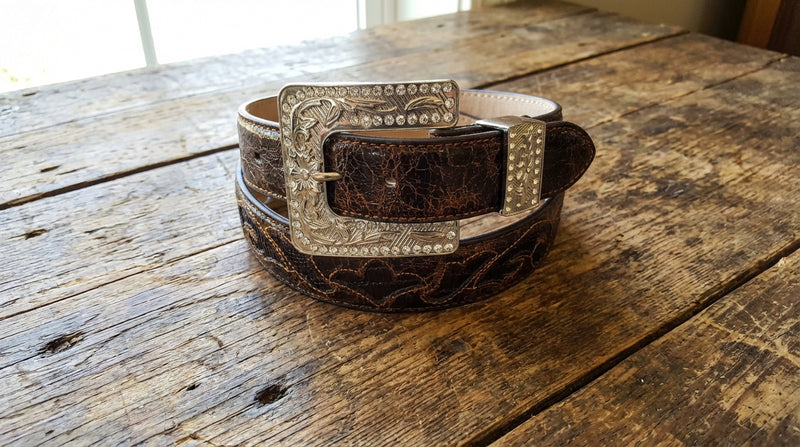 Load image into Gallery viewer, N3488602 - Nocona Women's Distressed Belt

