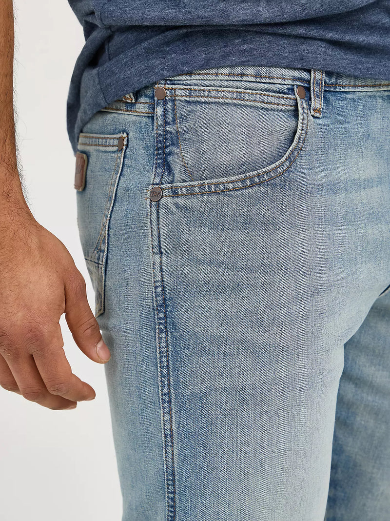 Load image into Gallery viewer, 77MWZBR - Men's Wrangler Retro® Slim Fit Bootcut Jean BR Wash
