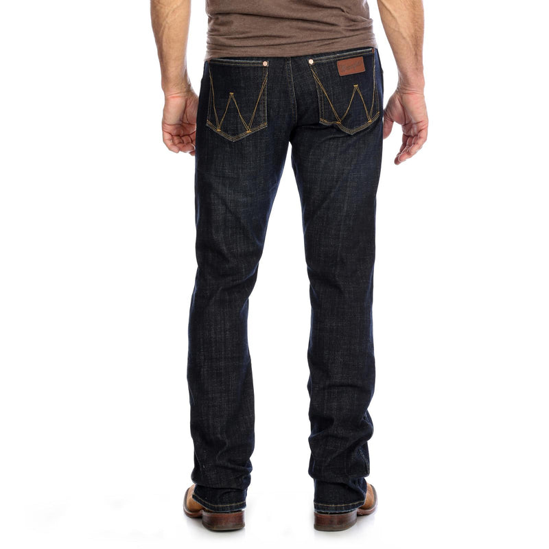 Load image into Gallery viewer, 77MWZDX - Men&#39;s Wrangler Retro Slim Fit Bootcut Jean In Dax
