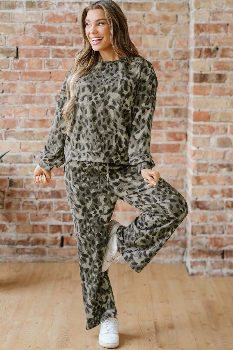 Load image into Gallery viewer, DLLS1018 - Ladies Gray Leopard Print Seam Patchwork Pullover Drawstring Loose Pant Set
