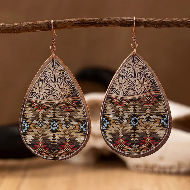 Load image into Gallery viewer, TMER9 - Southwestern Aztec Pattern PU Leather Earrings
