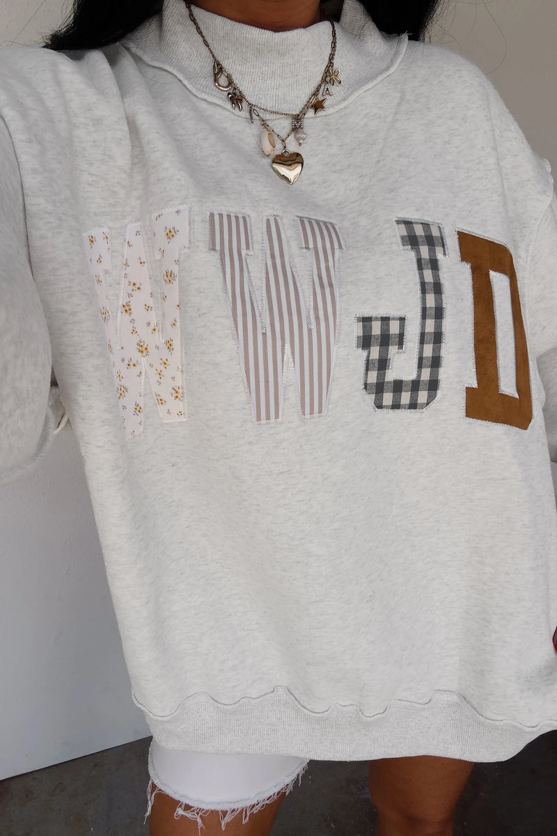 Load image into Gallery viewer, DLLS898 - Ladies Gray WWJD Embroidered Patch Graphic Mock Neck Sweatshirt
