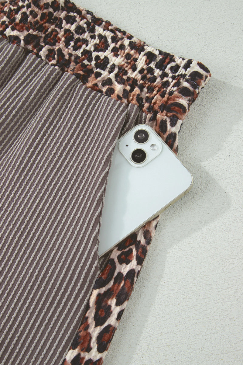Load image into Gallery viewer, DLLS599 - Ladies Light Grey Leopard Trim Twist Ribbed Short Set

