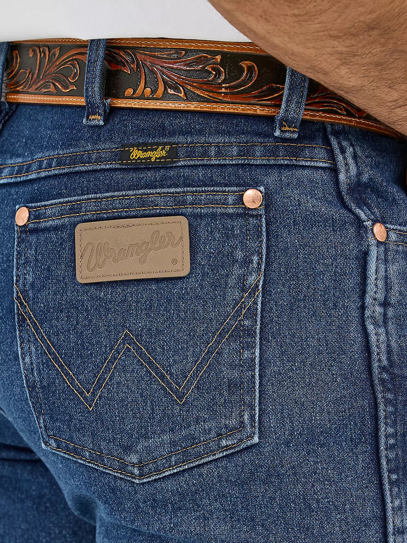 Load image into Gallery viewer, 936AFGK - Wrangler® Cowboy Cut® Slim Fit Active Flex Jeans in Stonewash
