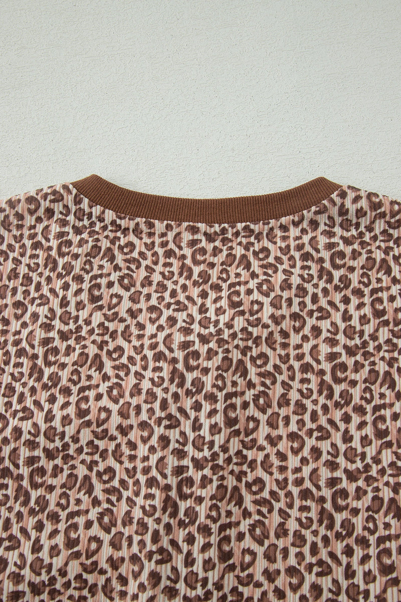 Load image into Gallery viewer, DLLS703 - Ladies Brown Leopard Print Ribbed Patchwork Half Button Loose Tee Elastic Waist Short 2pcs Set
