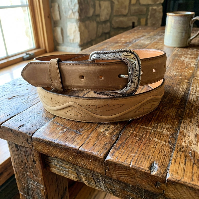 Load image into Gallery viewer, B34 - RockinLeather Crazy Tan Cowhide Leather Belt
