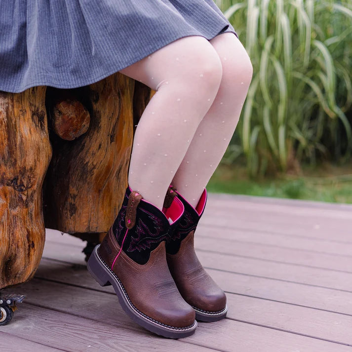 Load image into Gallery viewer, PLT303605 - Palitutu Women's Full Grain Leather Embroidered Round Toe Western Boots
