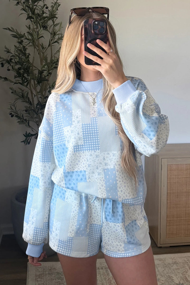 Load image into Gallery viewer, DLLS1050 - Ladies Sky Blue Patchwork Floral Print Baggy Pullover Drawstring Shorts Set
