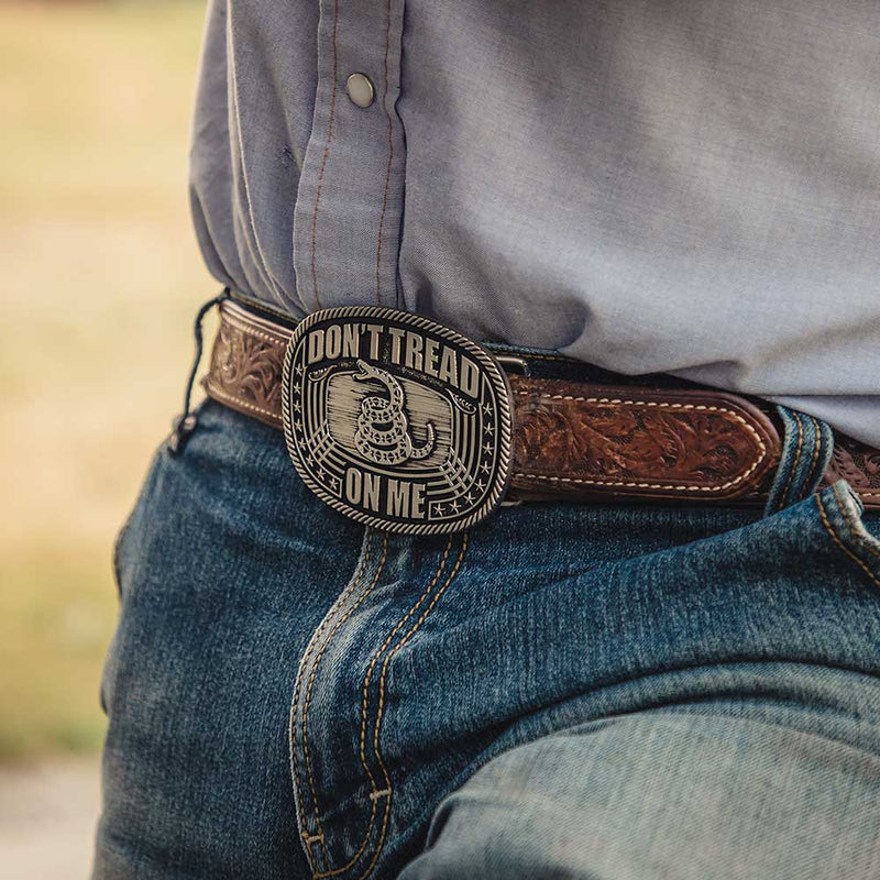 Load image into Gallery viewer, A903 - Montana Silversmiths Don&#39;t Tread On Me Roped Attitude Buckle
