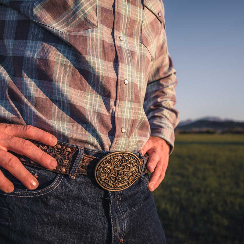 Load image into Gallery viewer, A944C - Montana Silversmiths Patriot&#39;s Faith Attitude Buckle
