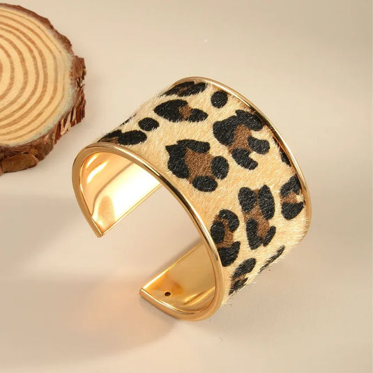 NIHBC47 - Wide Gold Leopard Print Bangle Bracelet