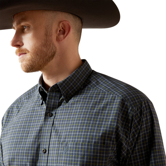 10065857 - Ariat Men's Pro Series Timothy Classic Fit Shirt