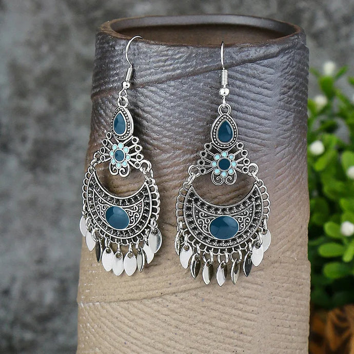 NIHER79 - Retro Leaf Drop Earrings