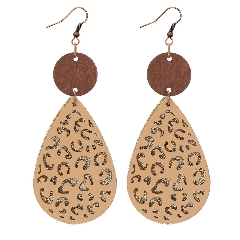 Load image into Gallery viewer, NIHER60 - Contrasting Tan PU Leather &amp; Wood Earrings

