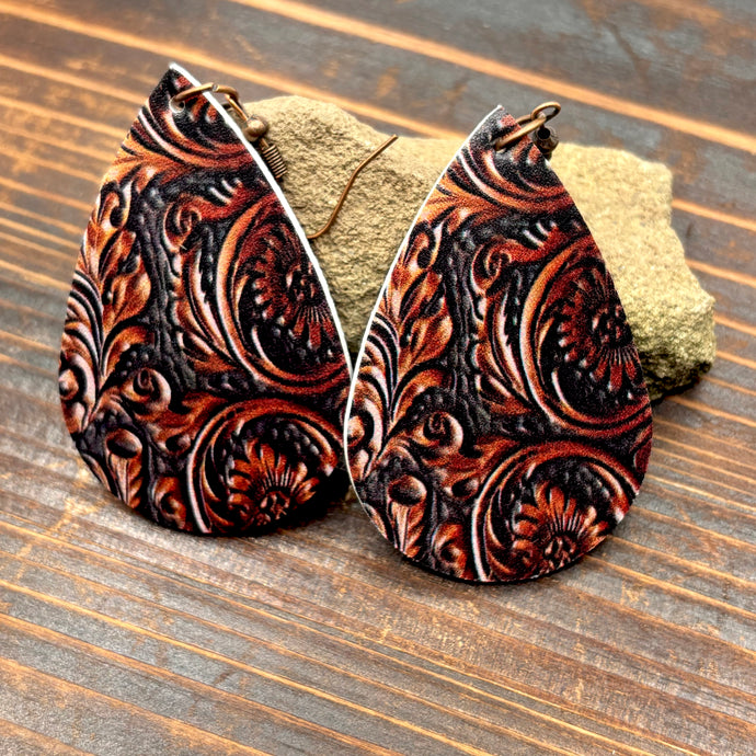 NIHER86 - Floral Stamp Design PU Leather Teardrop Earrings