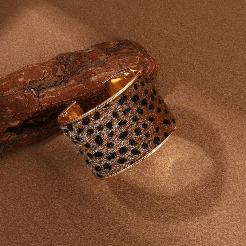 Load image into Gallery viewer, ACCBC 12 - Wide Leopard Print Bangle Bracelet
