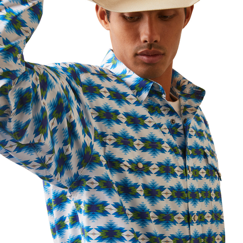 Load image into Gallery viewer, 10043793 - Ariat Levi Classic Fit Shirt
