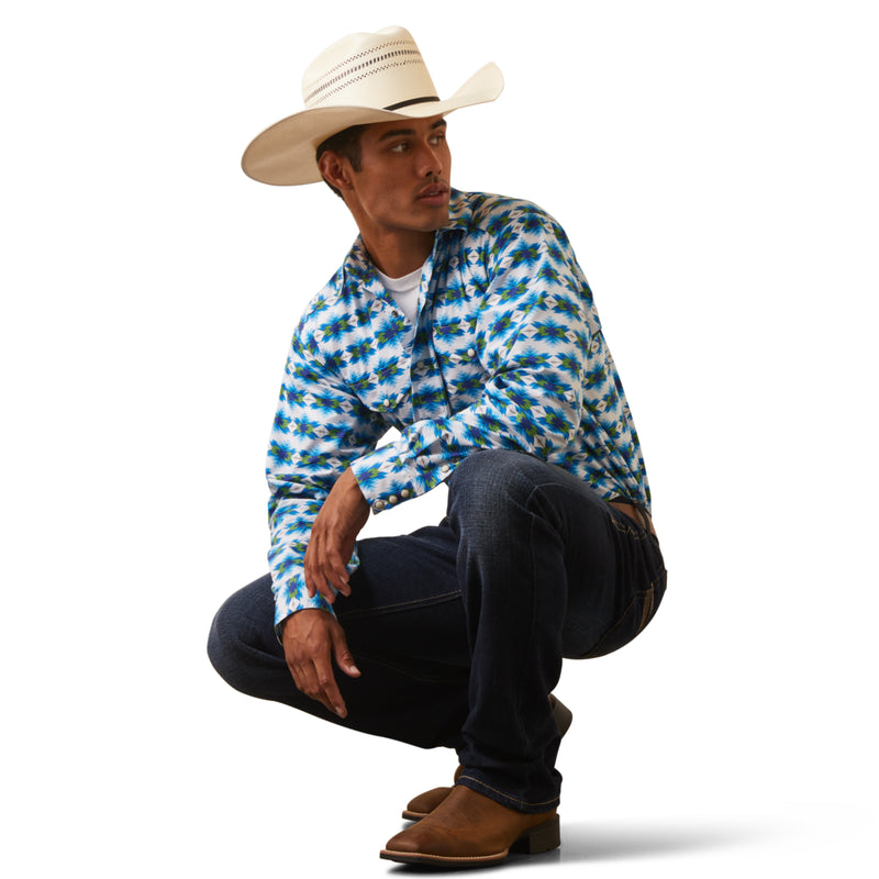 Load image into Gallery viewer, 10043793 - Ariat Levi Classic Fit Shirt
