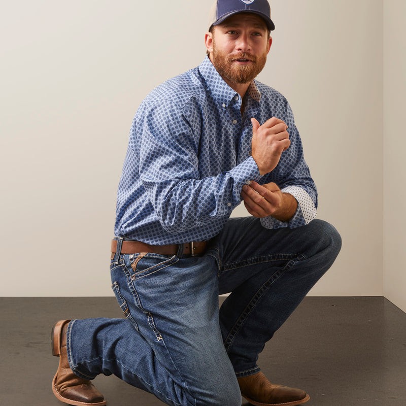 Load image into Gallery viewer, 10043807 - Ariat Men&#39;s Wrinkle Free Atlas Classic Fit Shirt
