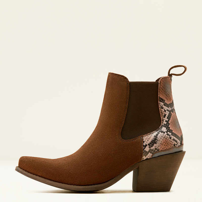 Load image into Gallery viewer, 10051059 - Ariat Women's Bradley X Toe Western Boot

