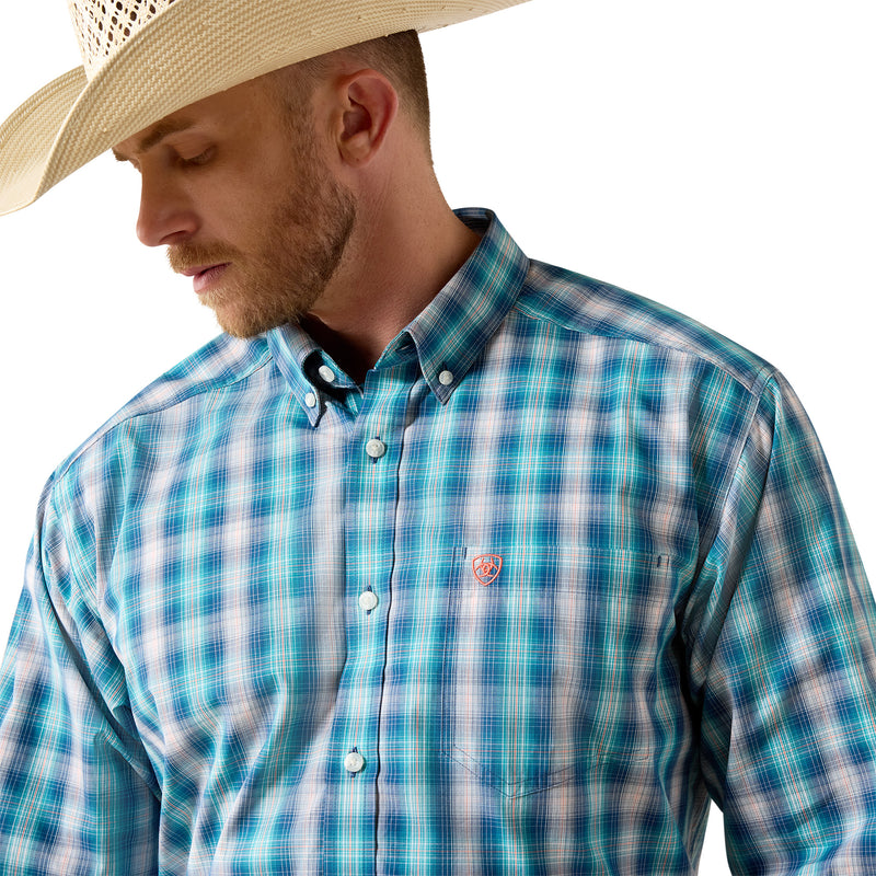 Load image into Gallery viewer, 10071086 - Ariat Men's Pro Series James Classic Fit Shirt
