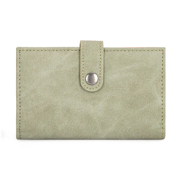 Load image into Gallery viewer, WG162-W0333GN - Wrangler Card Holder Bi-Fold Wallet - Green
