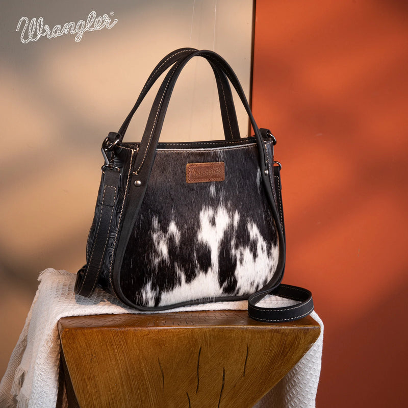 Load image into Gallery viewer, WG169-2022BK - Wrangler Genuine Hair-On Cowhide Tote/Crossbody -Black
