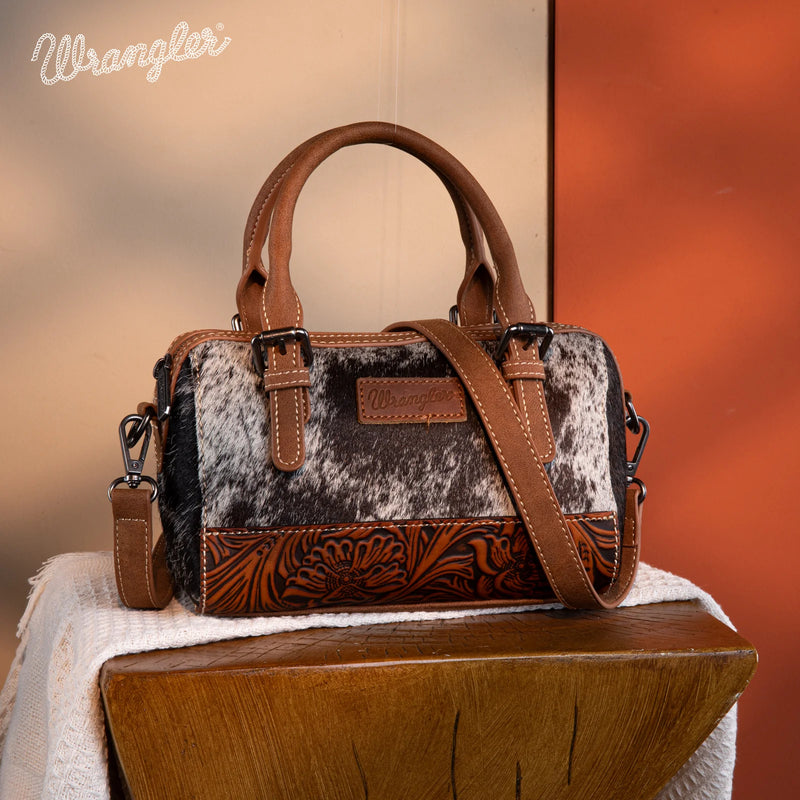 Load image into Gallery viewer, WG169-2025BR - Wrangler Genuine Hair-On Cowhide Barrel Bag/Crossbody - Brown
