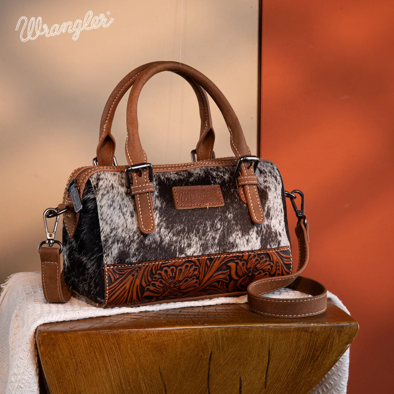 Load image into Gallery viewer, WG169-2025BR - Wrangler Genuine Hair-On Cowhide Barrel Bag/Crossbody - Brown
