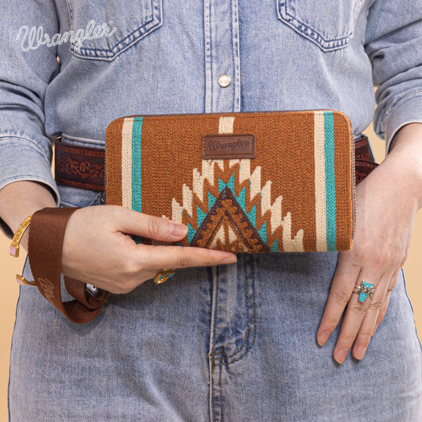 Load image into Gallery viewer, WG174-W006BR - Wrangler Southwestern Knitted Wallet/Wristlet - Brown
