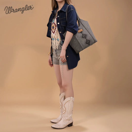 WG218-8250BK - Wrangler Aztec Embroidered Tote Bag - Black
