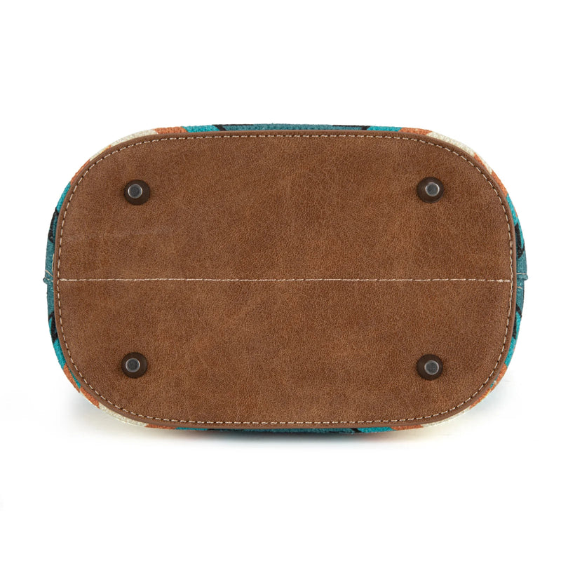 Load image into Gallery viewer, WG221-8360TQ - Wrangler Aztec Distressed Print Dual Sided Print Crossbody
