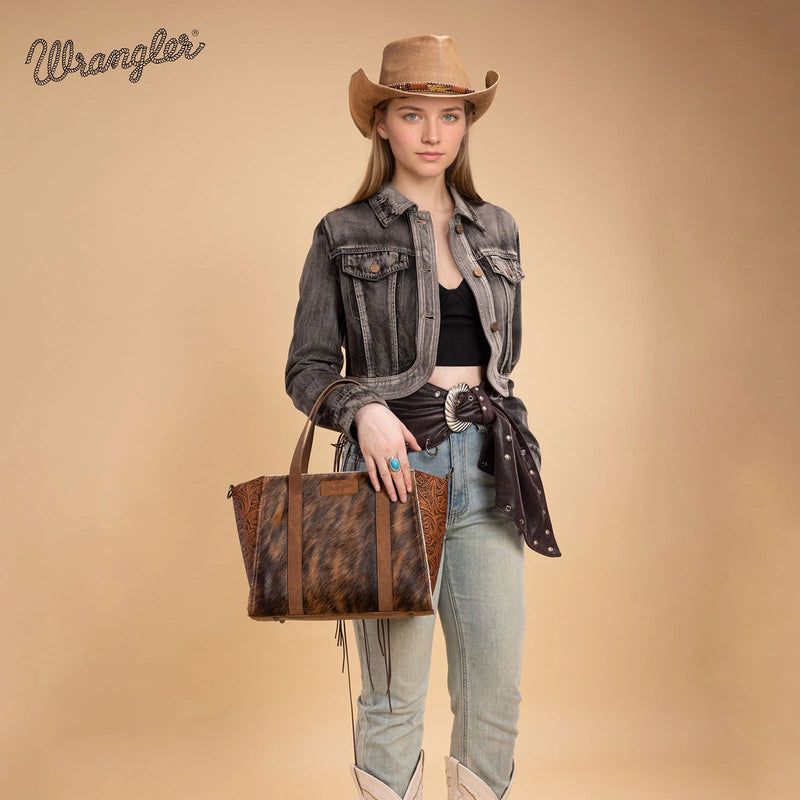 Load image into Gallery viewer, WG252-8012BR - Wrangler Genuine Hair-On Cowhide Wide Tote/Crossbody- Brown
