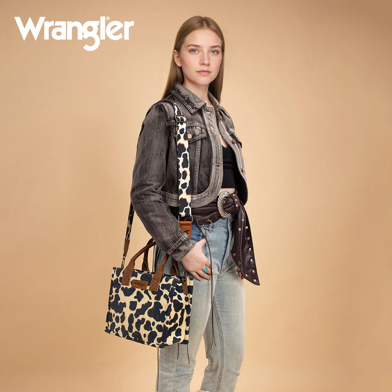 Load image into Gallery viewer, WG264-8120BR - Wrangler Cow Print Concealed Carry Tote/Crossbody - Brown
