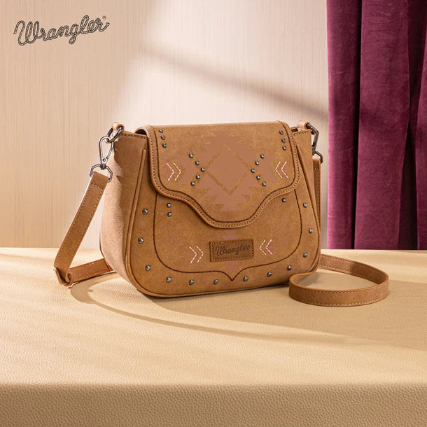 Load image into Gallery viewer, WG333-2003LBR - Wrangler Aztec Saddle Crossbody Bag - Light Brown

