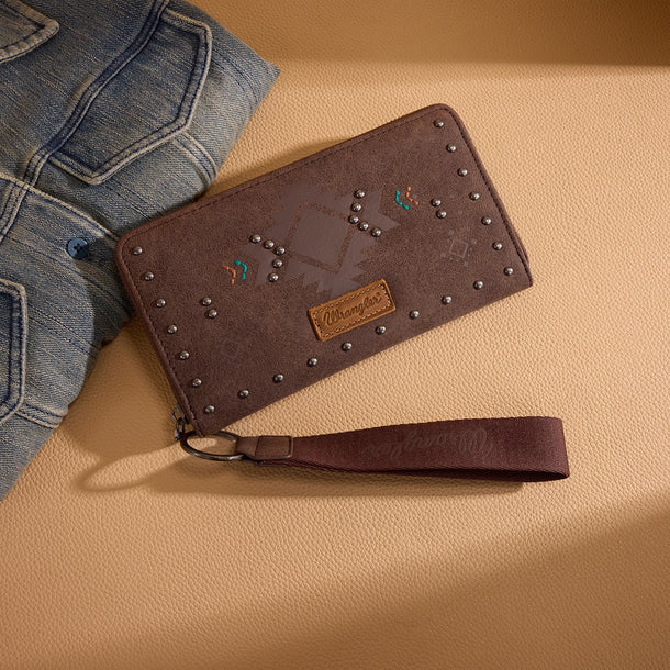 Load image into Gallery viewer, WG333-W006CF - Wrangler Aztec Studded Zip-Around Wallet - Coffee
