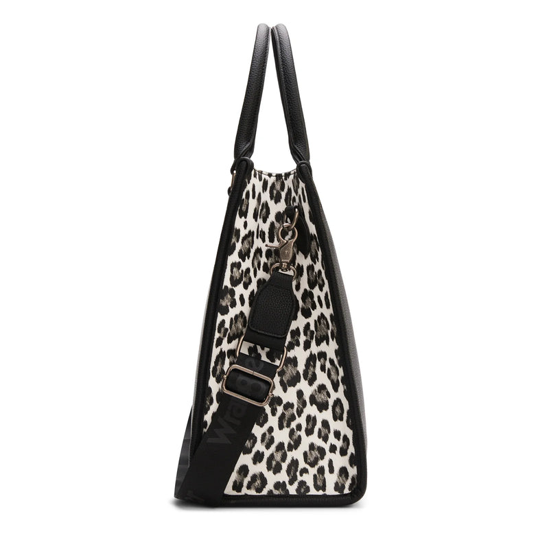 Load image into Gallery viewer, WG389-8119BK - Wrangler Carry-All Large Tote Work Tote /Crossbody - Black
