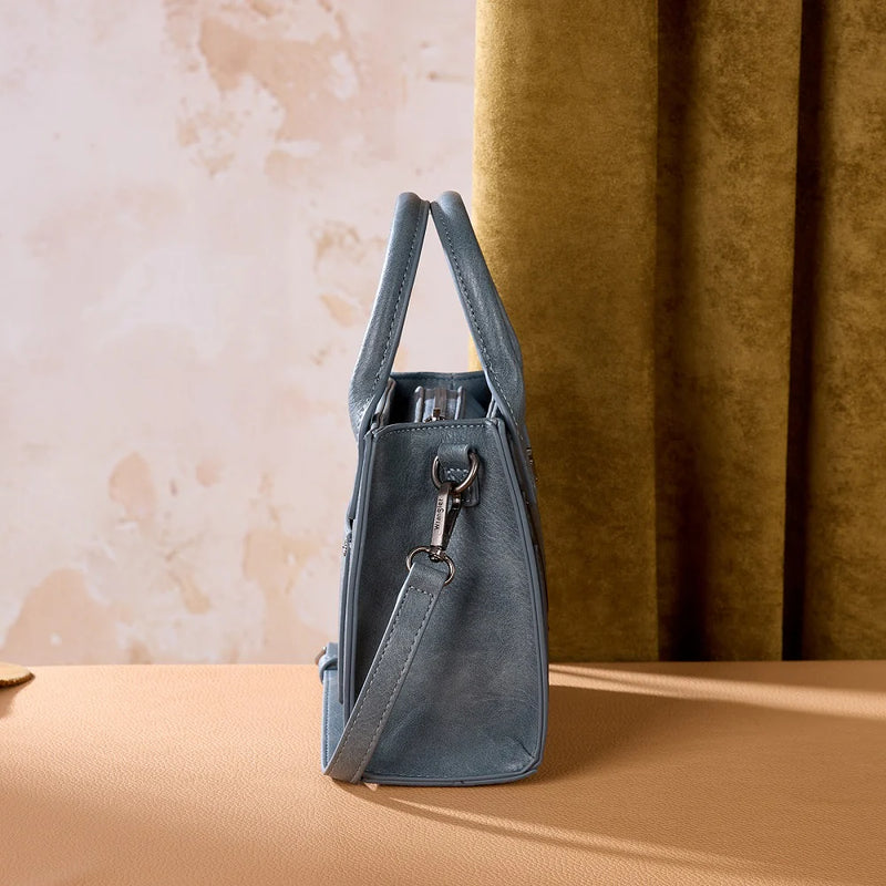 Load image into Gallery viewer, WG480-518JN - Wrangler Chevron Stitch Tote Crossbody Bag - Jean
