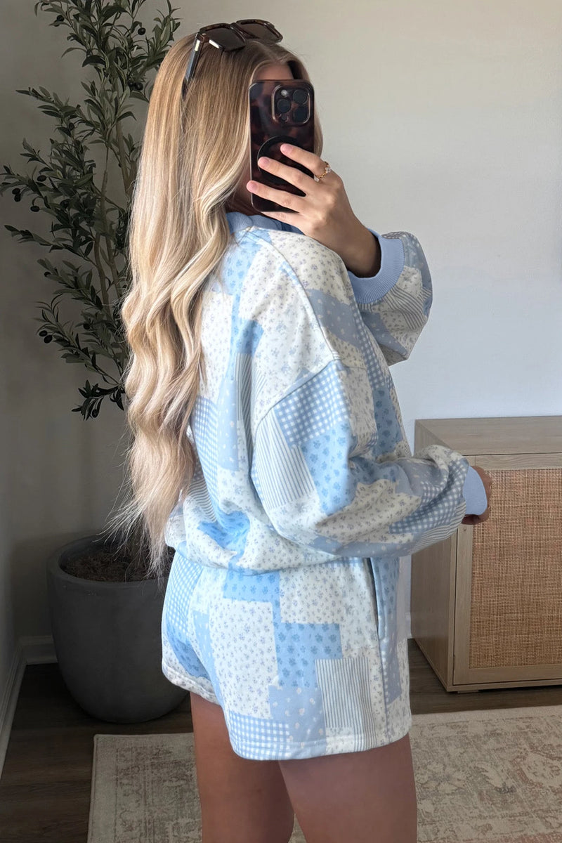 Load image into Gallery viewer, DLLS1050 - Ladies Sky Blue Patchwork Floral Print Baggy Pullover Drawstring Shorts Set

