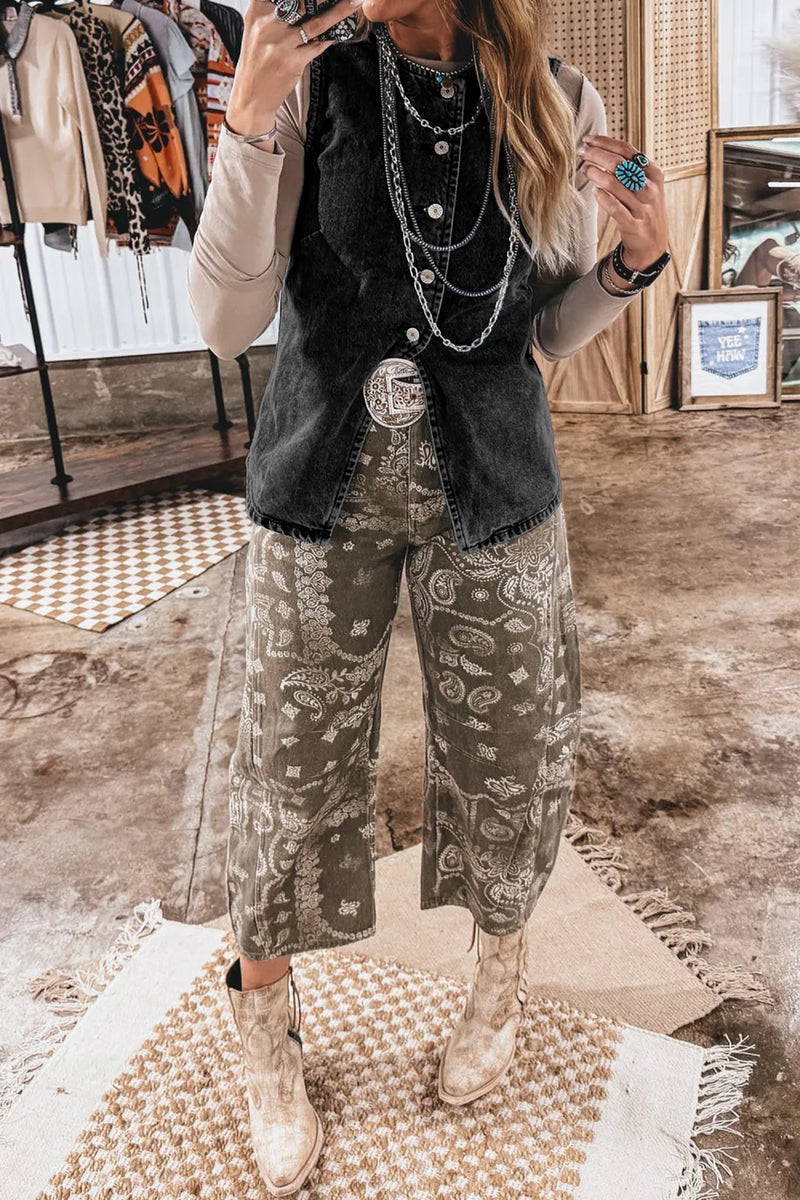 Load image into Gallery viewer, DLLS583 - Ladies Black Buttoned Front Slit Denim Vest
