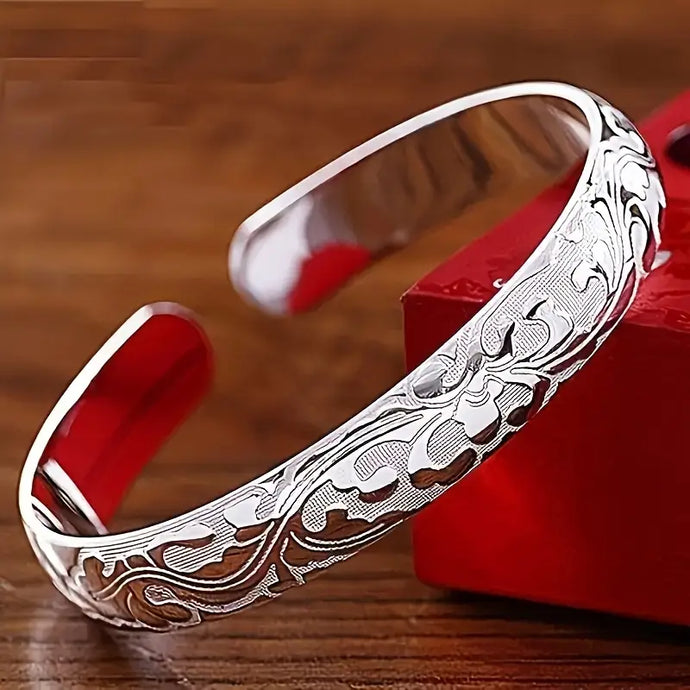 TMBC35 - Floral Pattern Open Bracelet
